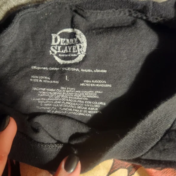 Demon Slayer Graphic T-Shirt - Picture 2 of 2